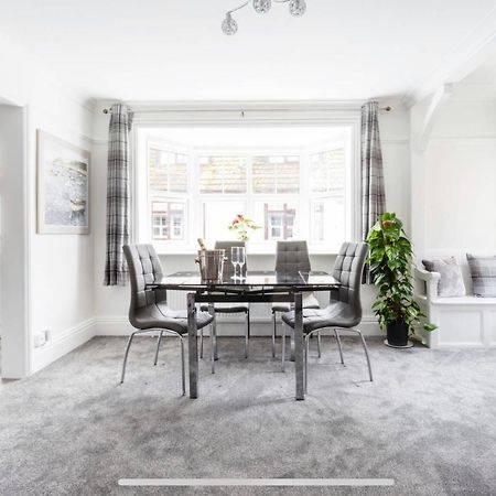 Ammonite Luxury beachfront apartment Lyme Regis Extérieur photo